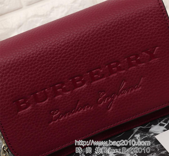 BURBERRY巴寶莉 官網新款 錢夾 可拆式肩背帶 兼作斜背包 8202  Bhq1200